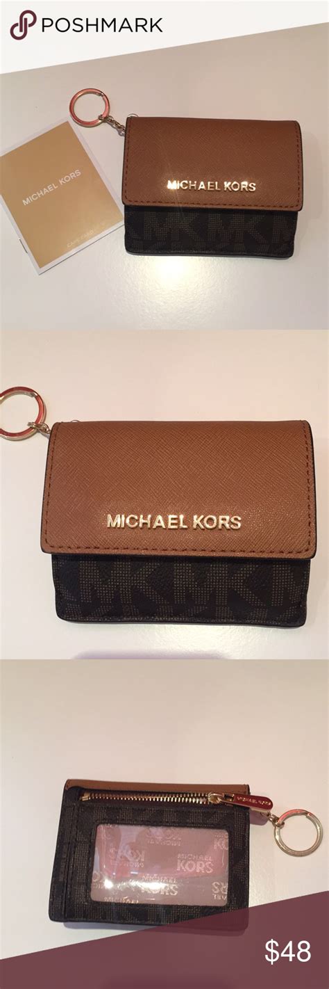 michael kors wallet with keychain